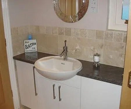 Newsham Grange Farm Bed & Breakfast 4*