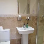 فندق مبيت وإفطار Newsham Grange Farm 4*